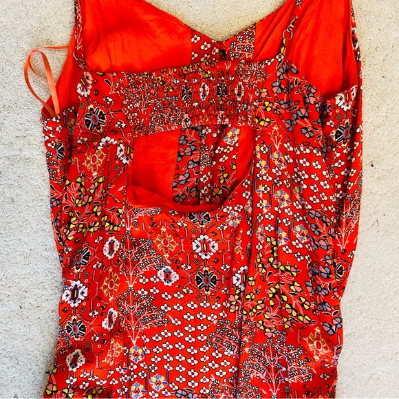Red Floral Front Button-Down Dress - Picture 3 of 4